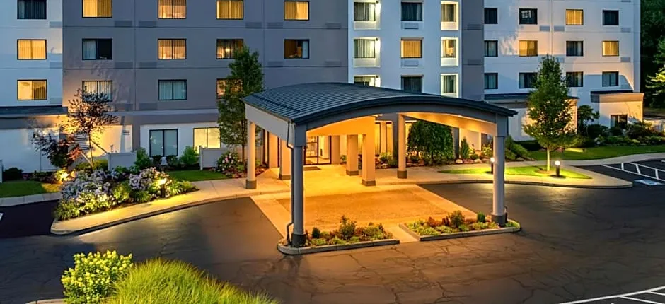 Courtyard by Marriott Providence Lincoln