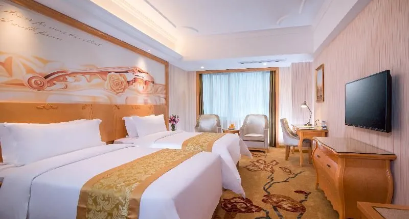 Vienna Hotel Guangzhou South Railway Station