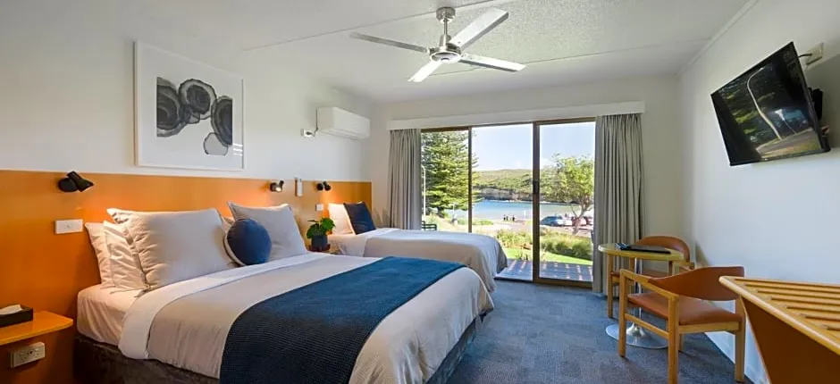 Loch Ard Motor Inn