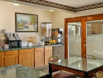 Super 8 Bossier City/Shreveport Area
