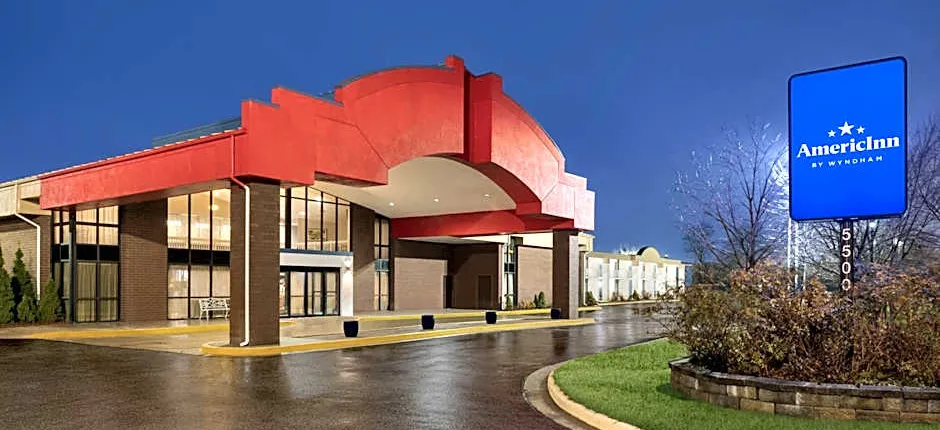 AmericInn by Wyndham Grand Rapids Airport North