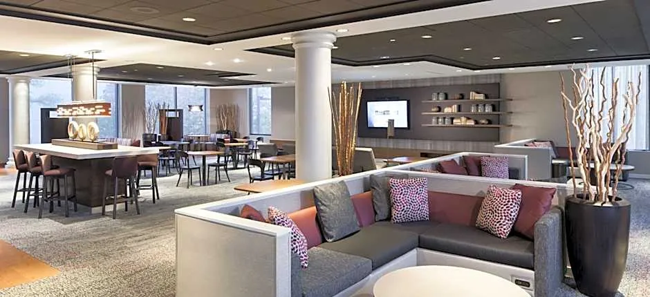 Courtyard by Marriott Alexandria Old Town/Southwest