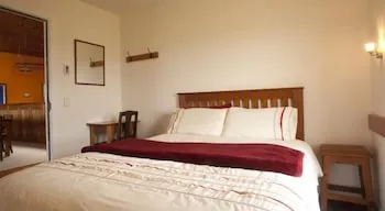 Old Bones Lodge