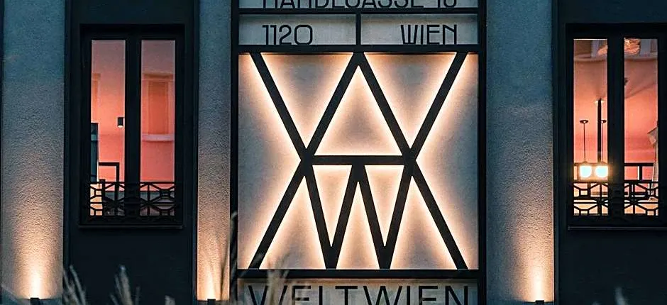 WELTWIEN Luxury Art Apartments