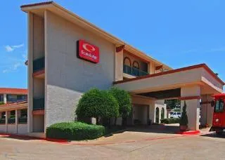 Econo Lodge Inn & Suites Six Flags