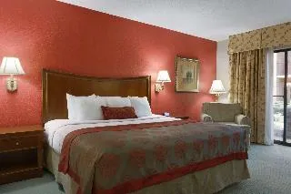 Ramada Raleigh