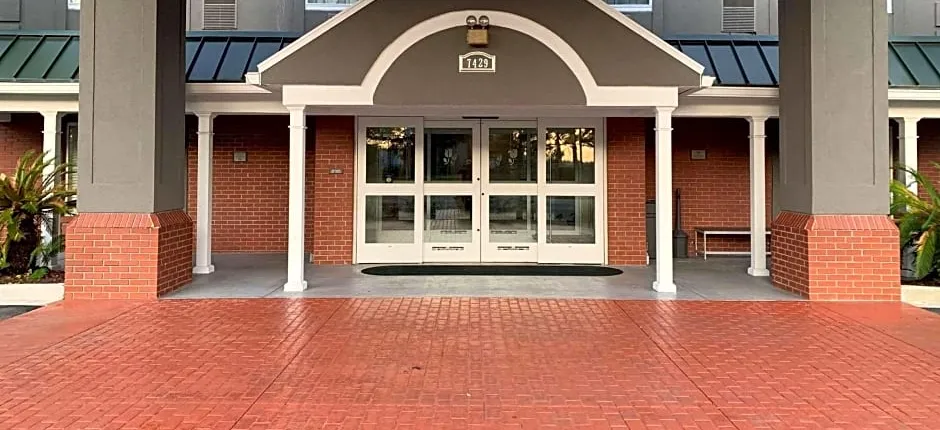 Country Inn & Suites by Radisson, Charleston North, SC