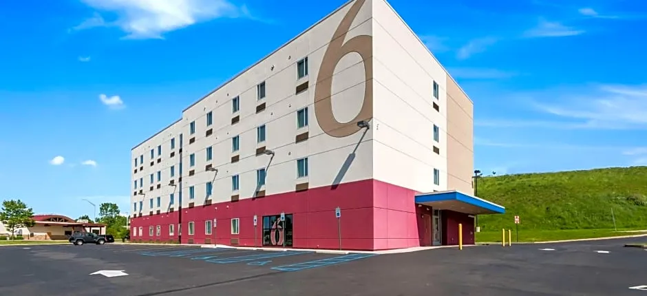 Motel 6 Wilkes Barre Arena
