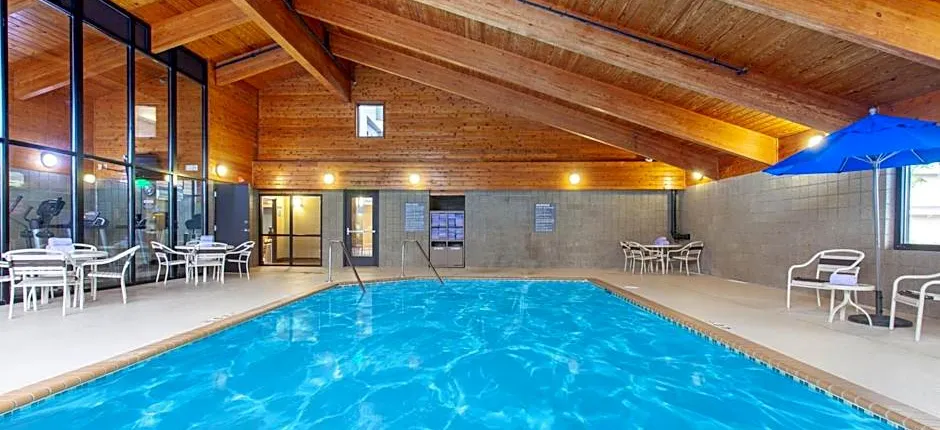 AmericInn by Wyndham Mankato Event Center