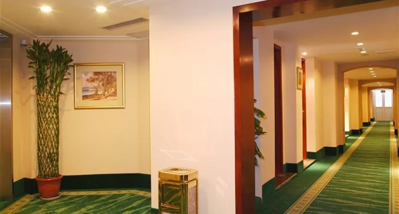 GEM Hotel Wuning Road Zhenping Road Metro Station