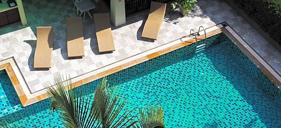 Sakorn Residence & Hotel