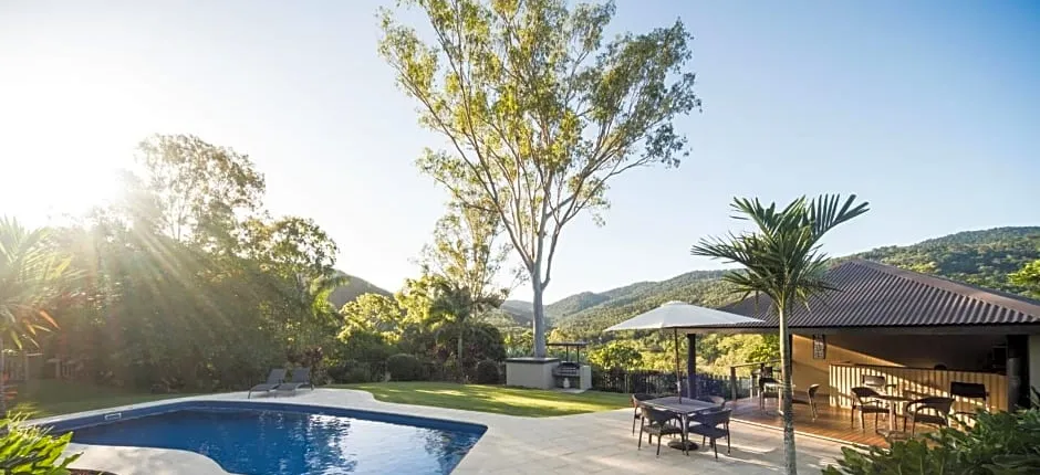 Seclude Adults Luxury Rainforest Retreat