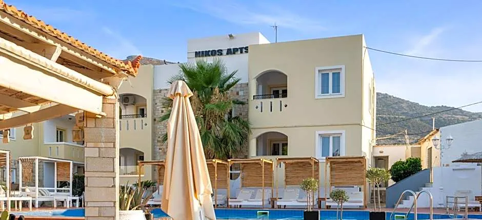 Nikos Apartments