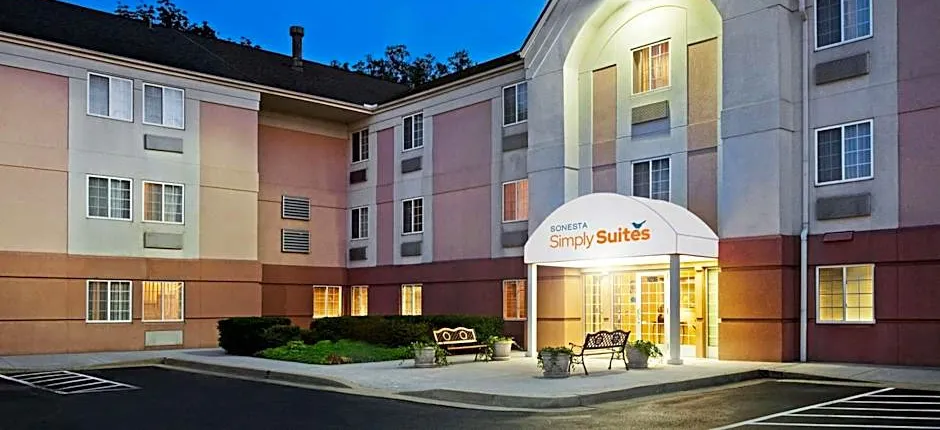 Sonesta Simply Suites Knoxville