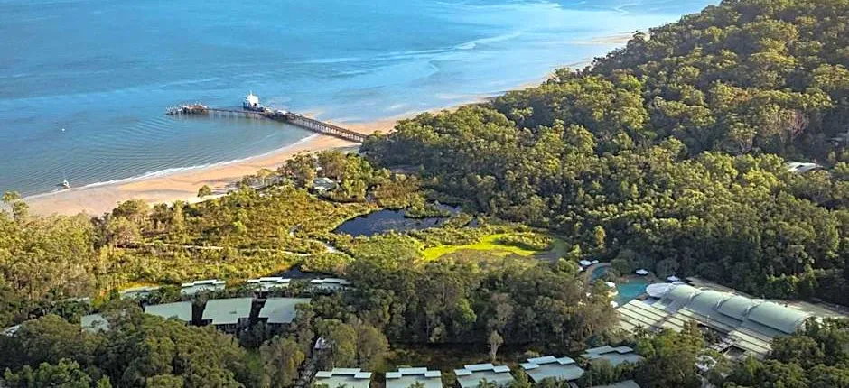Kingfisher Bay Resort