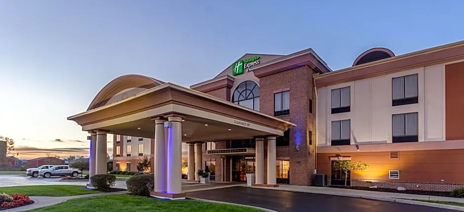 Holiday Inn Express & Suites Bowling Green by IHG
