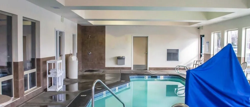 Sleep Inn & Suites