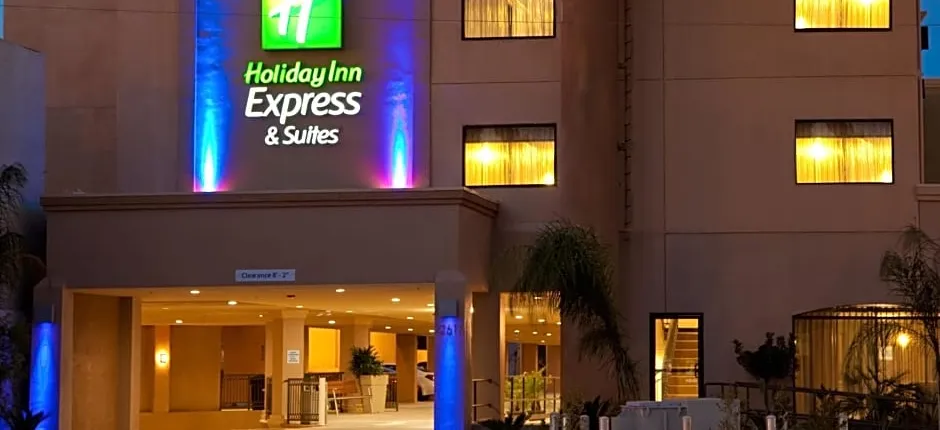 Holiday Inn Express Hotel & Suites Woodland Hills By IHG