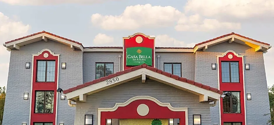 Casa Bella Inn & Suites