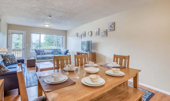 Proposal Rock Inn 233