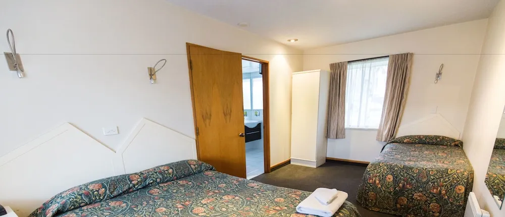 Airport Gateway Motor Lodge