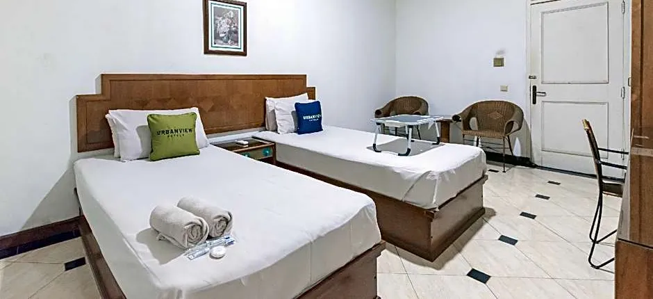 Urbanview Hotel Utari