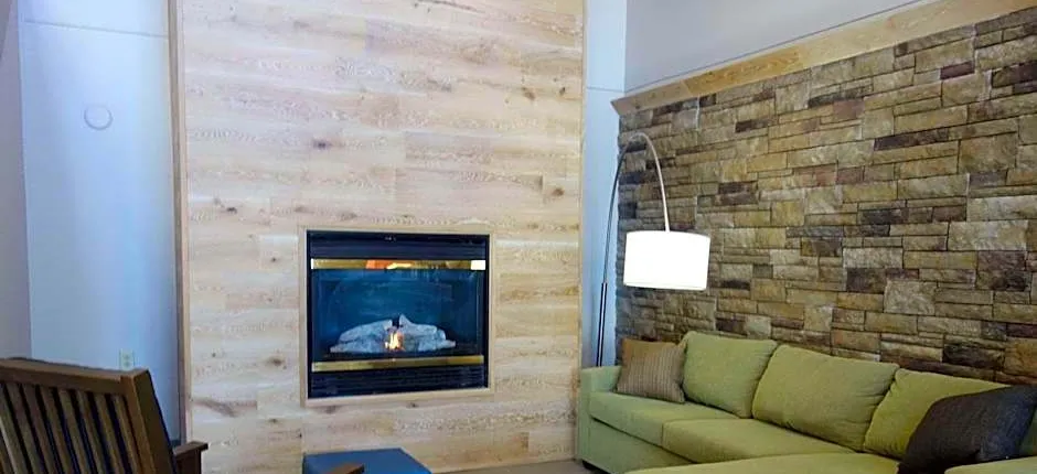 Country Inn & Suites by Radisson, Mason City, IA