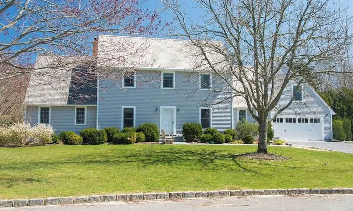 Villa Bridgehampton Village