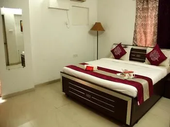 OYO Apartments Kalyani Nagar Gold Adlabs