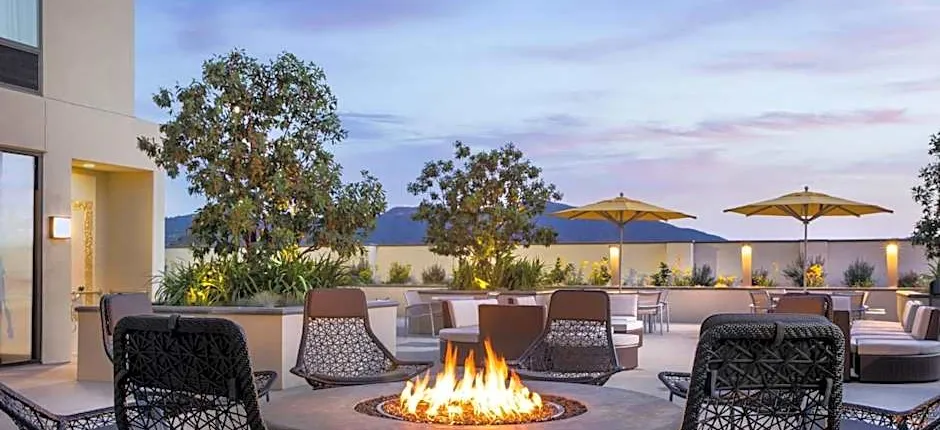 SpringHill Suites by Marriott Los Angeles Burbank/Downtown