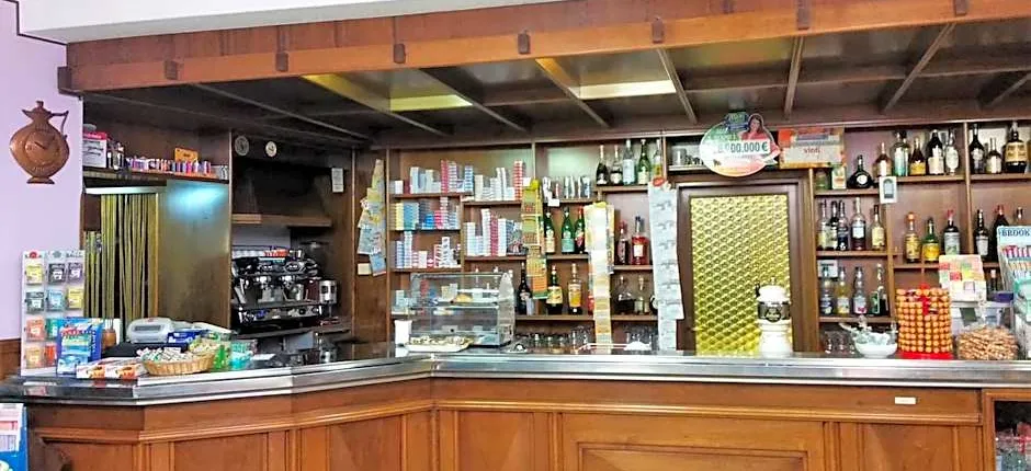 Albergo De March