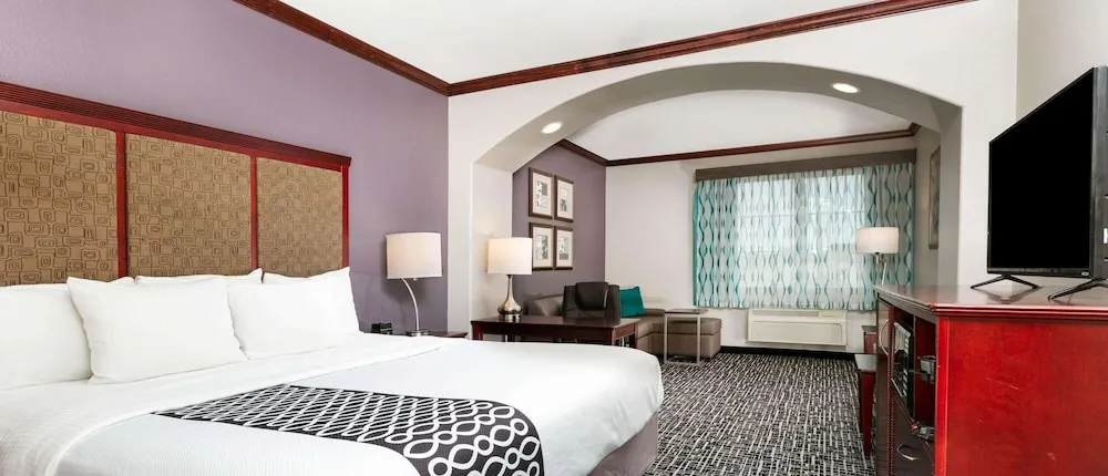 La Quinta Inn & Suites by Wyndham Lindale