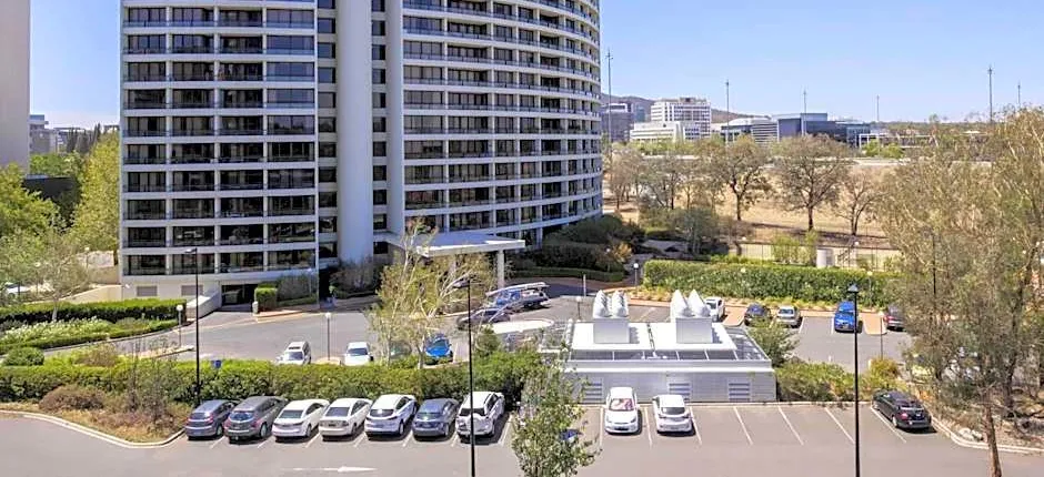 BreakFree Capital Tower Canberra