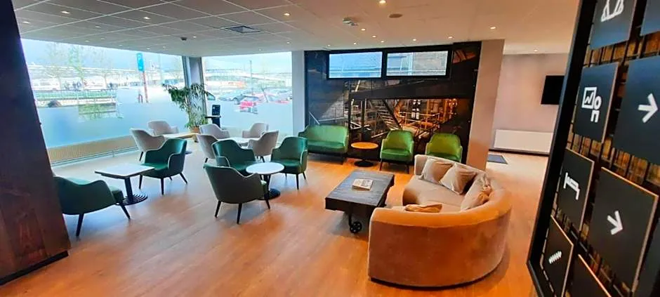 B&B HOTEL Mons Gare