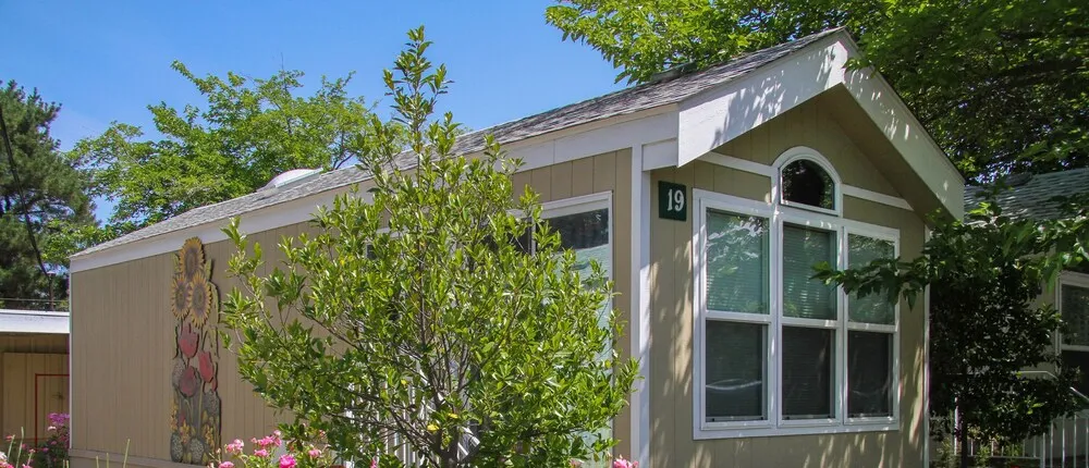 Arden Acres Executive Suites and Cottages