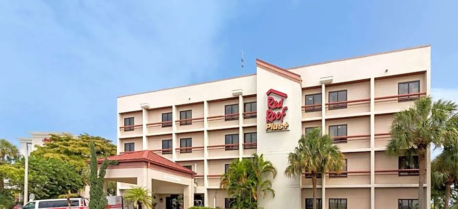 Red Roof PLUS+ Miami Airport