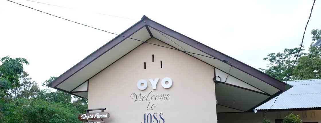 Vaccinated Staff - OYO 1851 Homestay Joss