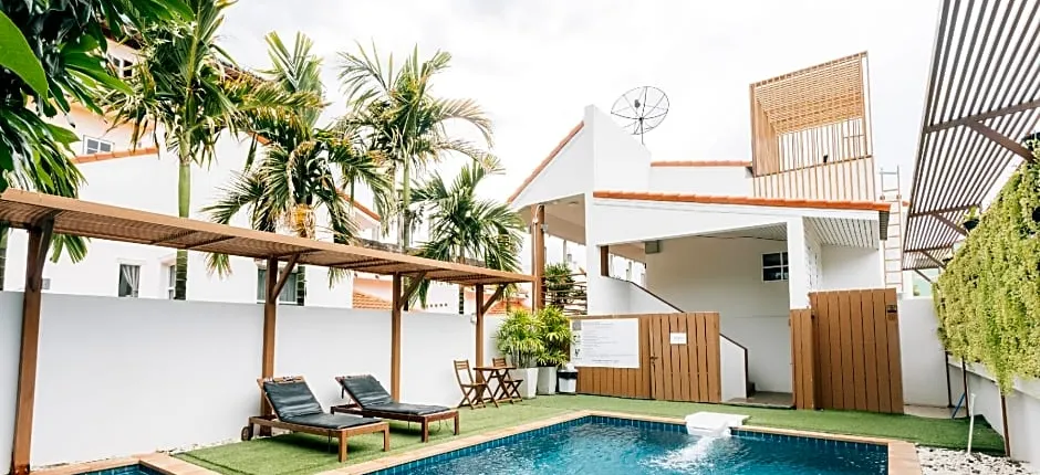 Talay Hotel & Villa