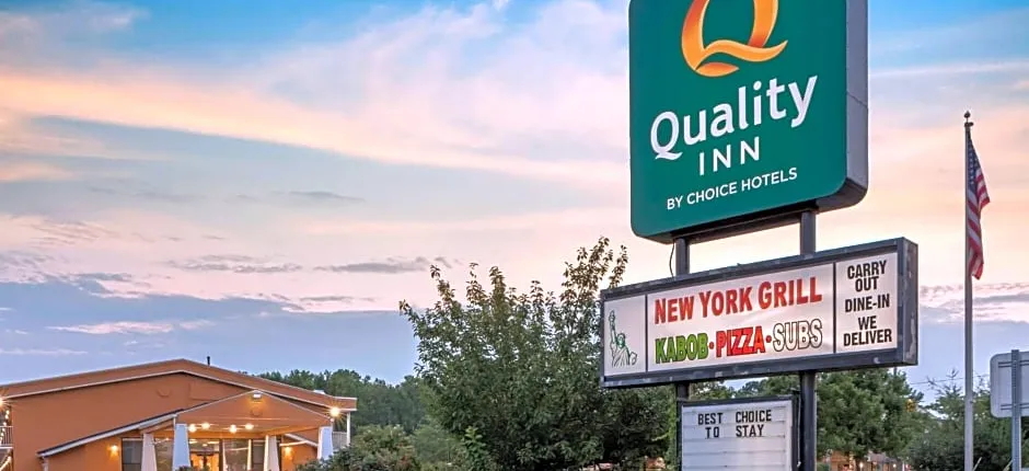 Quality Inn Fredericksburg near Historic Downtown