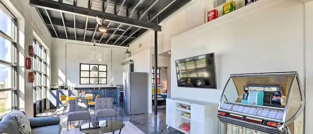 Unique Texas Home in Converted Gas Station!