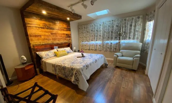 Trinity Escapes Two Bedroom two bathroom full Apartment near airport