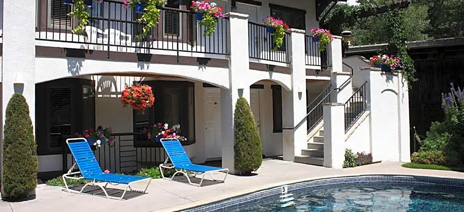 St Moritz Lodge and Condominiums