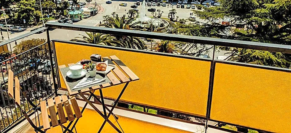 TRAVEL STATION Bedandbreakfast