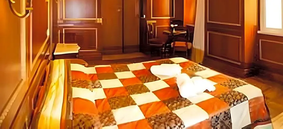 Domina Popolo