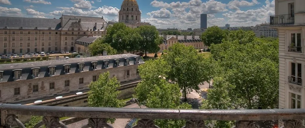 Hotel De L Empereur By Malone