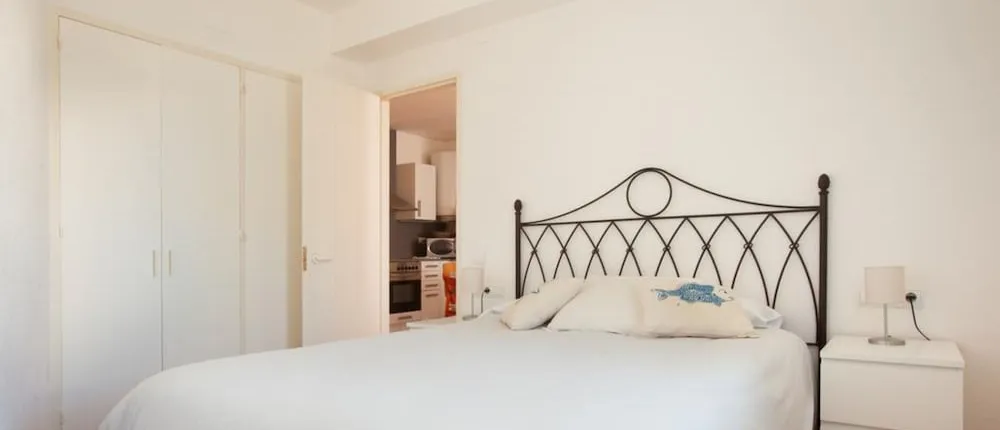Akira Flats Cadaqués Sa Guarda