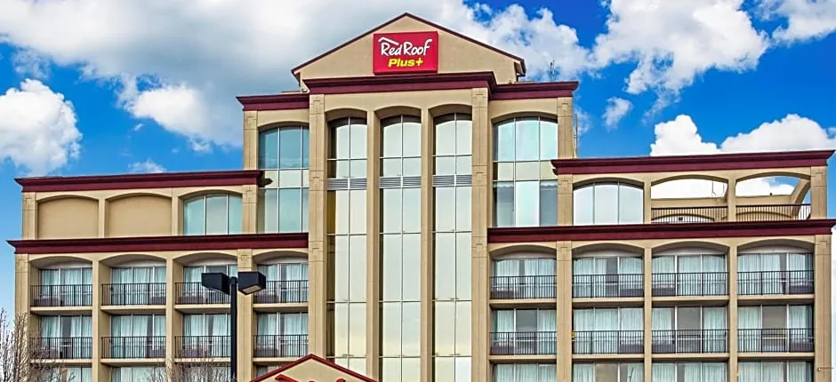 Red Roof Inn PLUS+ Wichita East