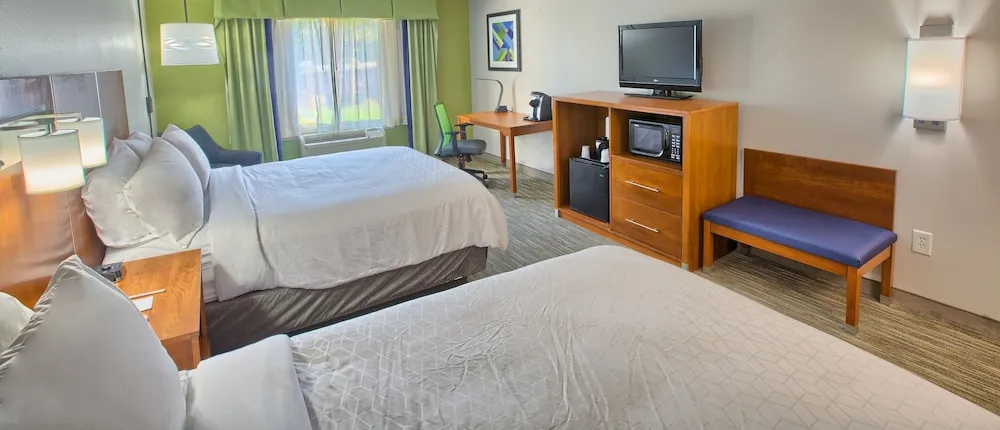 Holiday Inn Express & Suites Raleigh North - Wake Forest, an IHG Hotel