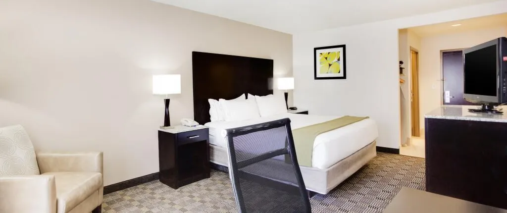 Holiday Inn Express Hotel & Suites Mebane by IHG