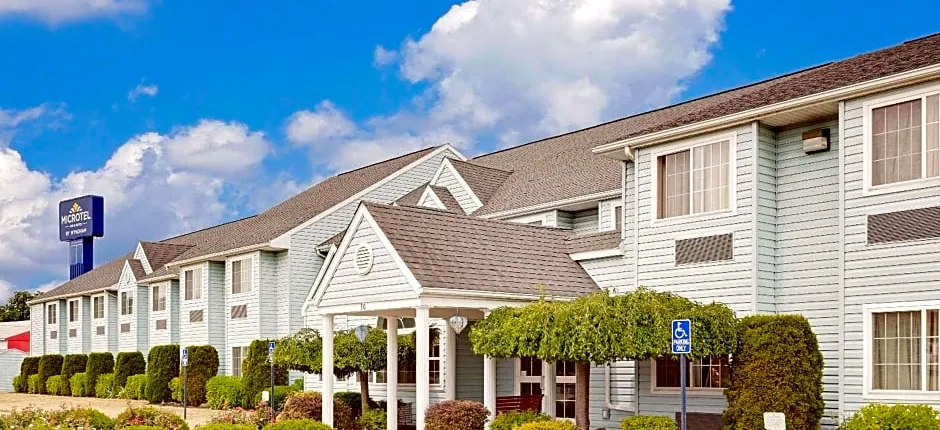 Microtel Inn & Suites By Wyndham Wellsville